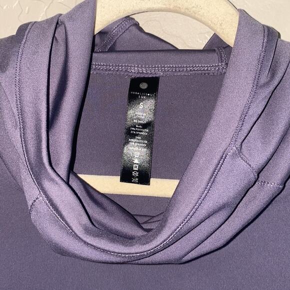 Yogalicious Lux purple hoodie - Picture 5 of 7